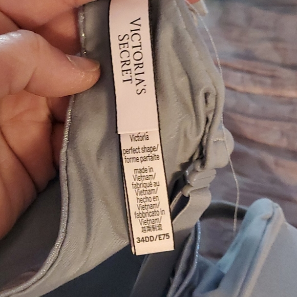 Bra - Picture 2 of 2